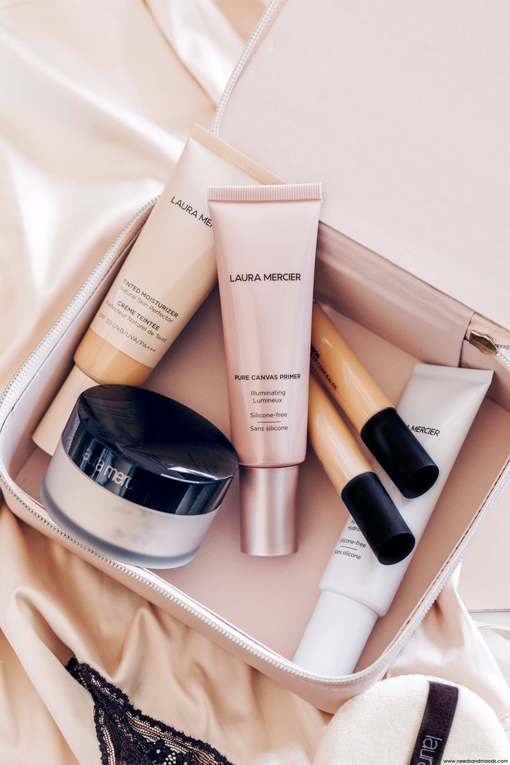 Laura Mercier