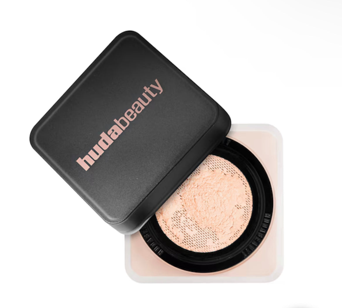 Huda Beauty Easy Bake Loose Baking & Setting Powder