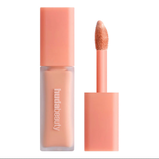 Huda Beauty - Faux Filler Color Corrector